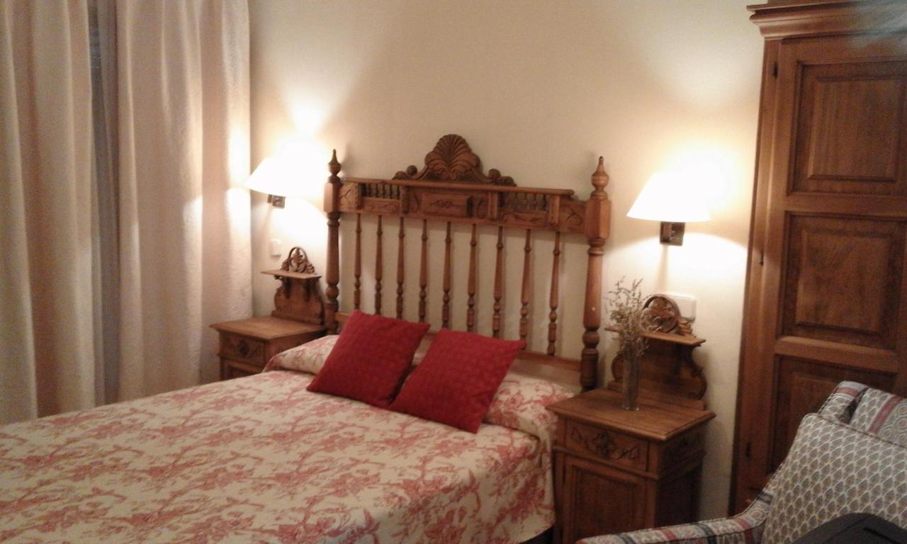 Hostal Rural Cumbres De Castilla Mandayona Luaran gambar