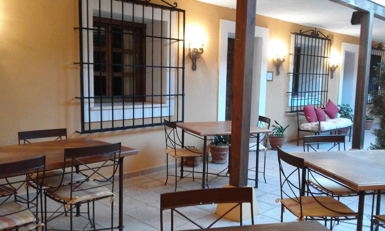 Hostal Rural Cumbres De Castilla Mandayona Luaran gambar
