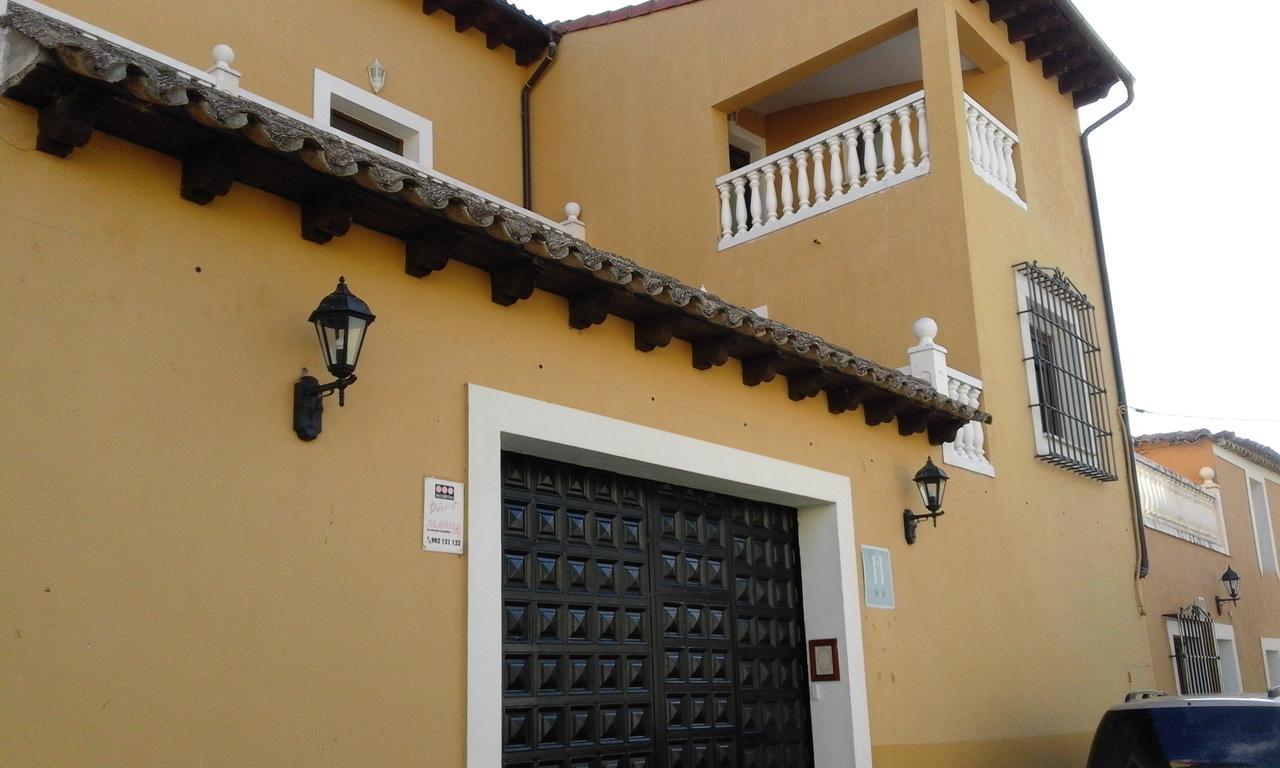 Hostal Rural Cumbres De Castilla Mandayona Luaran gambar