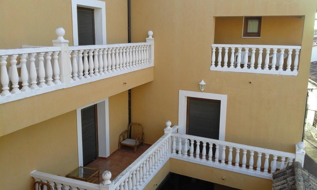 Hostal Rural Cumbres De Castilla Mandayona Luaran gambar
