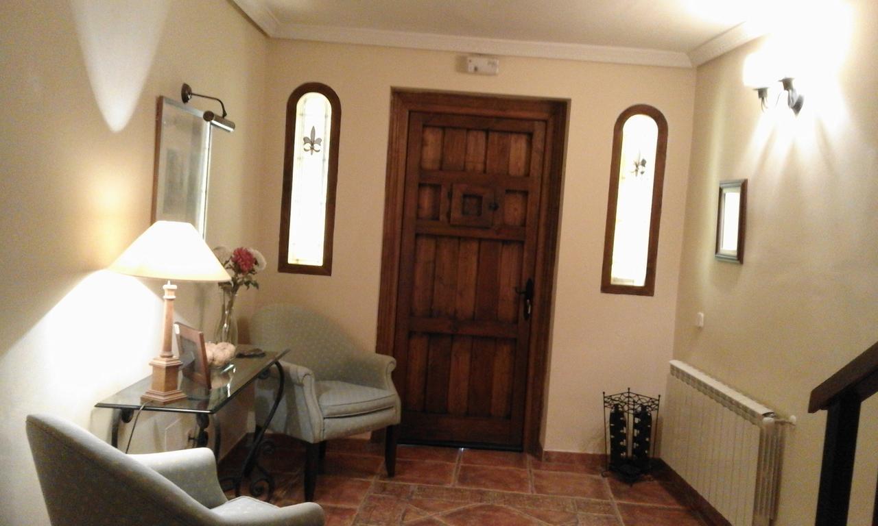 Hostal Rural Cumbres De Castilla Mandayona Luaran gambar